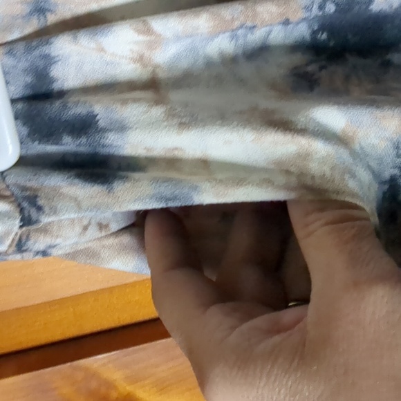 Egs by Elogés* ruched pant w pkts and v neck trim top tye dye jogger set size S/ - Picture 9 of 11